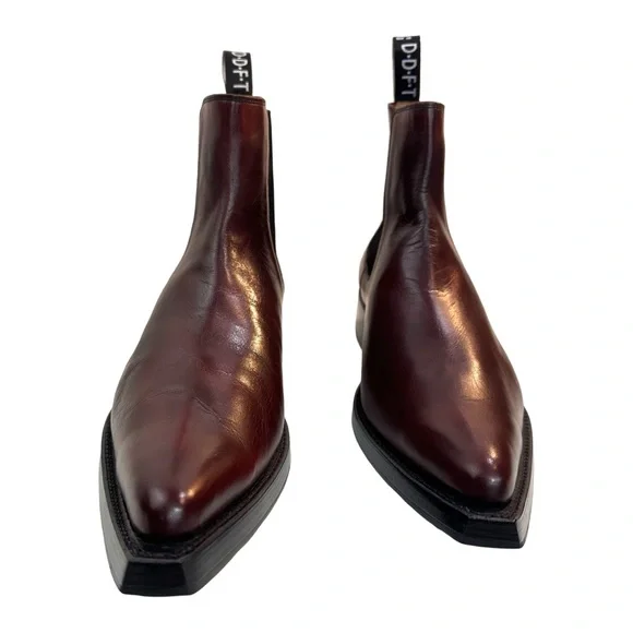 JOHN FLUEVOG MEN FJORDS LYNGENFJORD POINTED-TOE CHELSEA BOOTS In